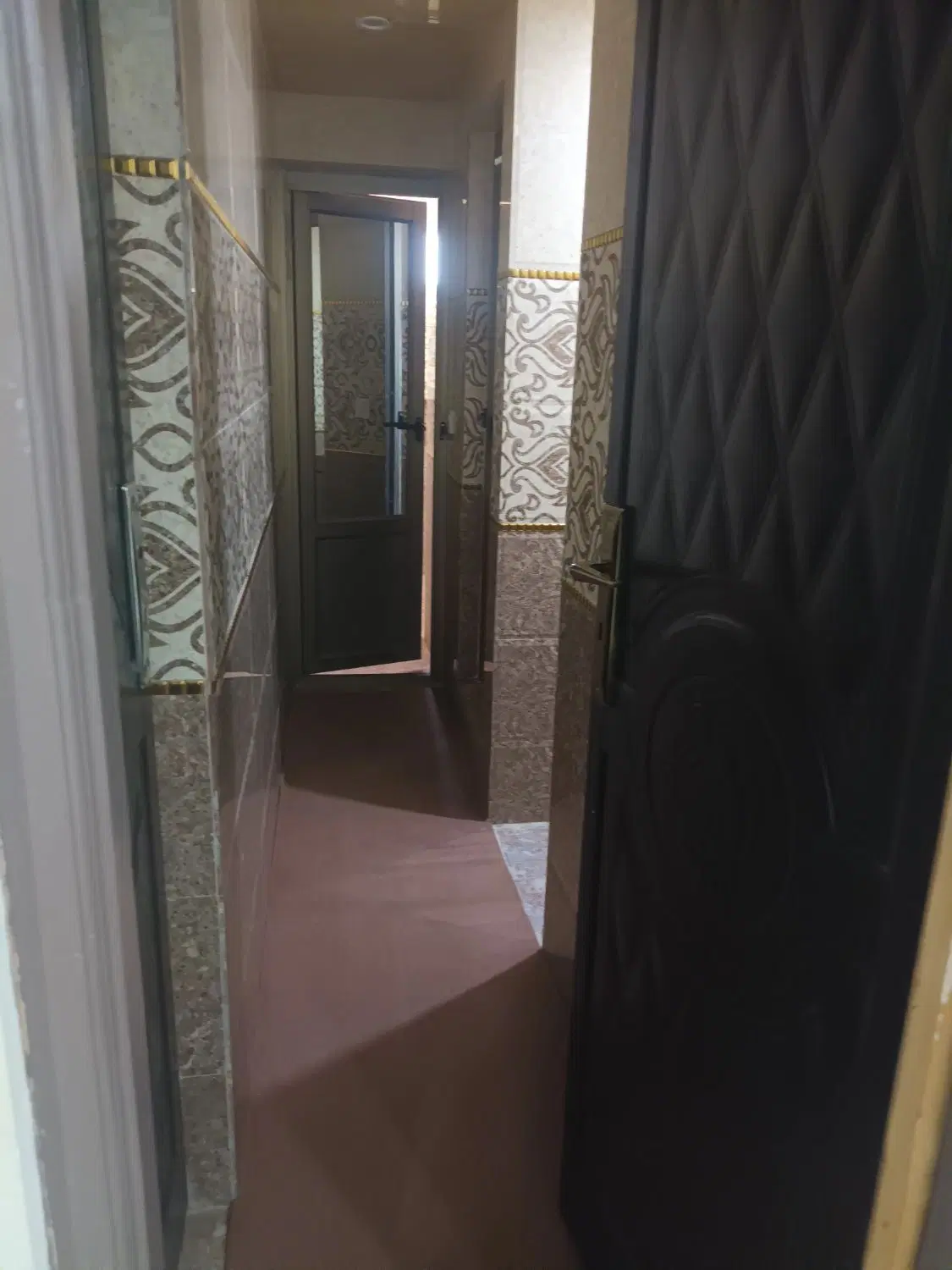 هم اتاقی خانم