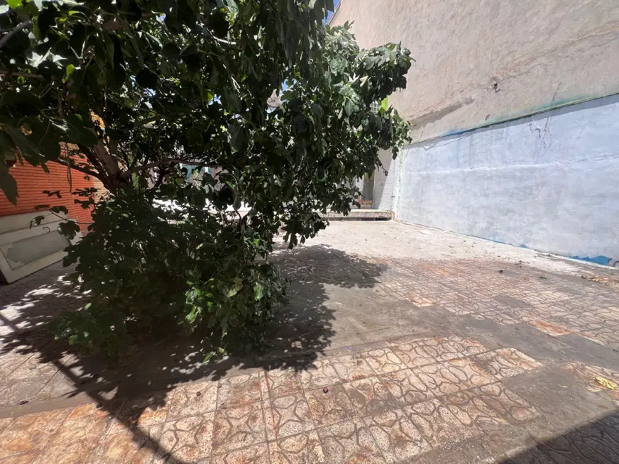 ویلایی برخیابان محدوده حکیم نظامی