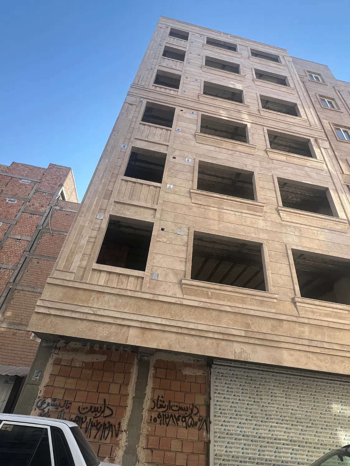 آپارتمان جنوبی  پیش فروش شهرک ارکیده