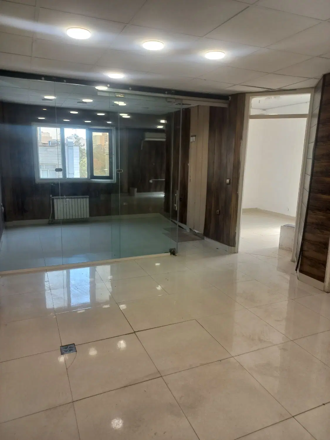 اجاره اداری