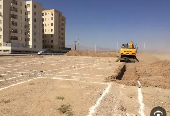 زمین پرنیان ۳۰۰متری