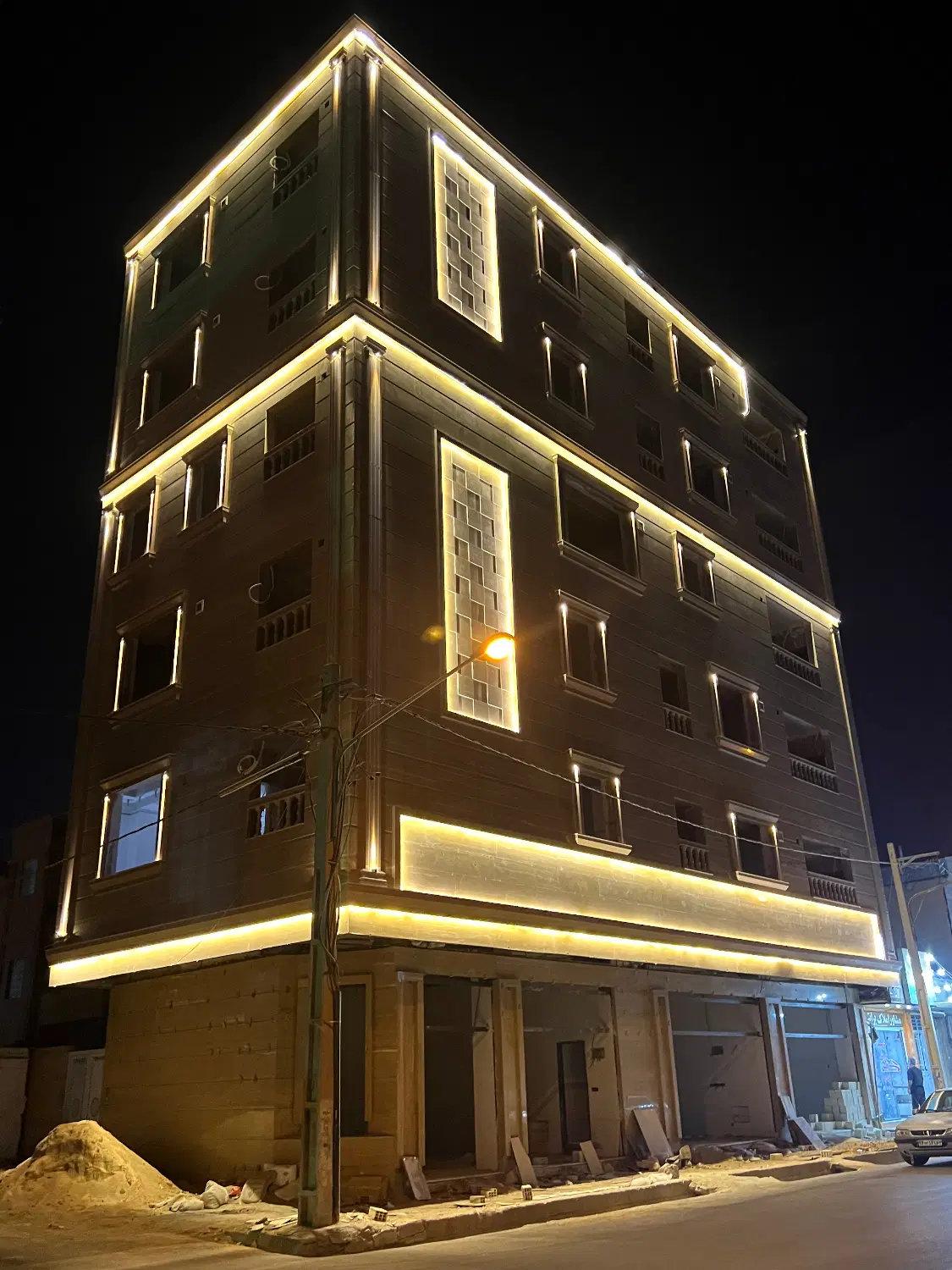 دوخواب بر خیابان اصلی