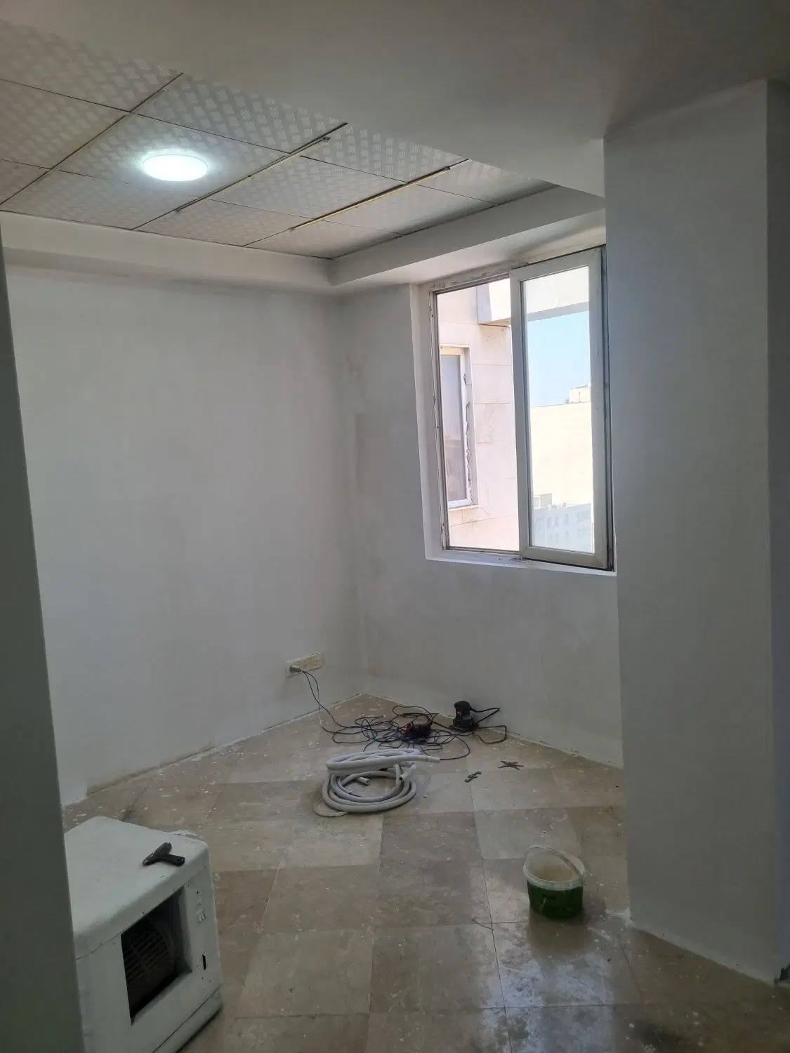 رهن و کرایه واحد اداری در مهر ویلا