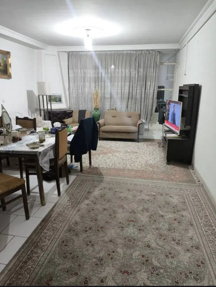 واحد ۷۸ متری _ رو به افتاب _خوش نقشه انجام بازسازی