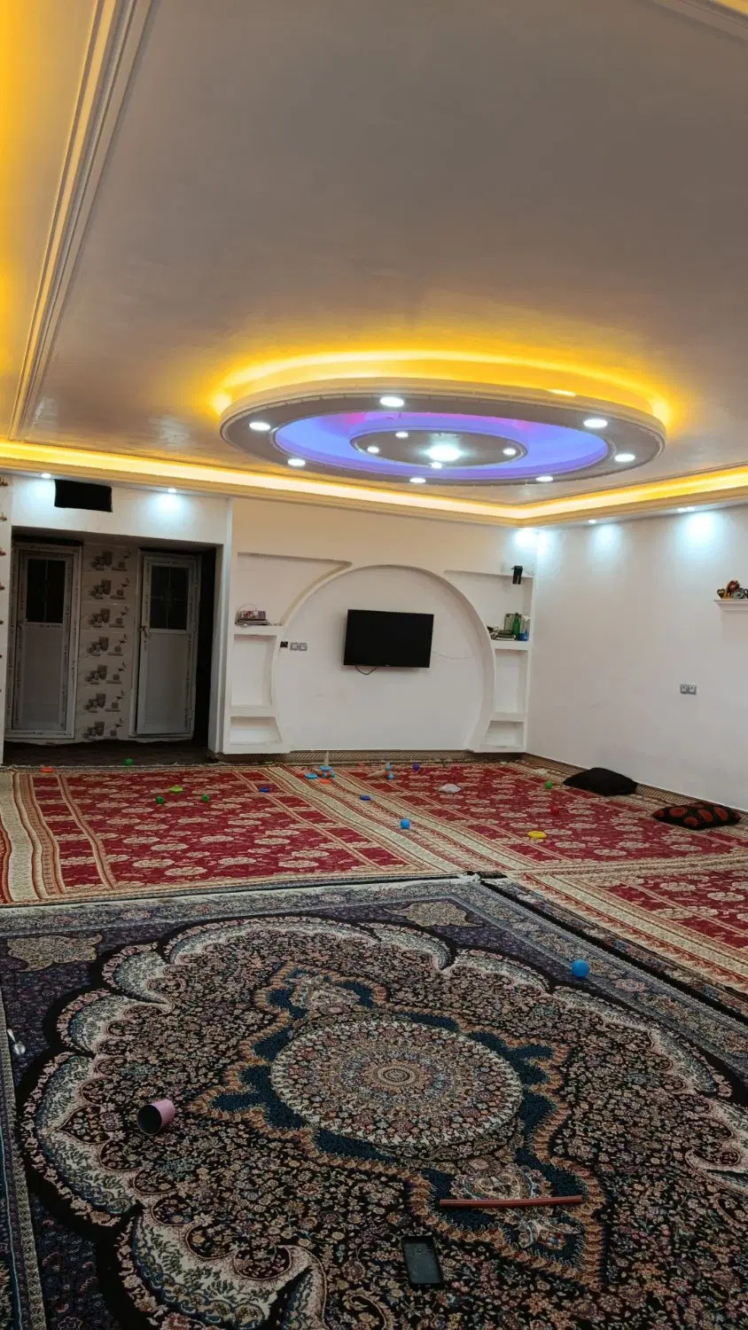 خونه در مزدک آقا شفیع