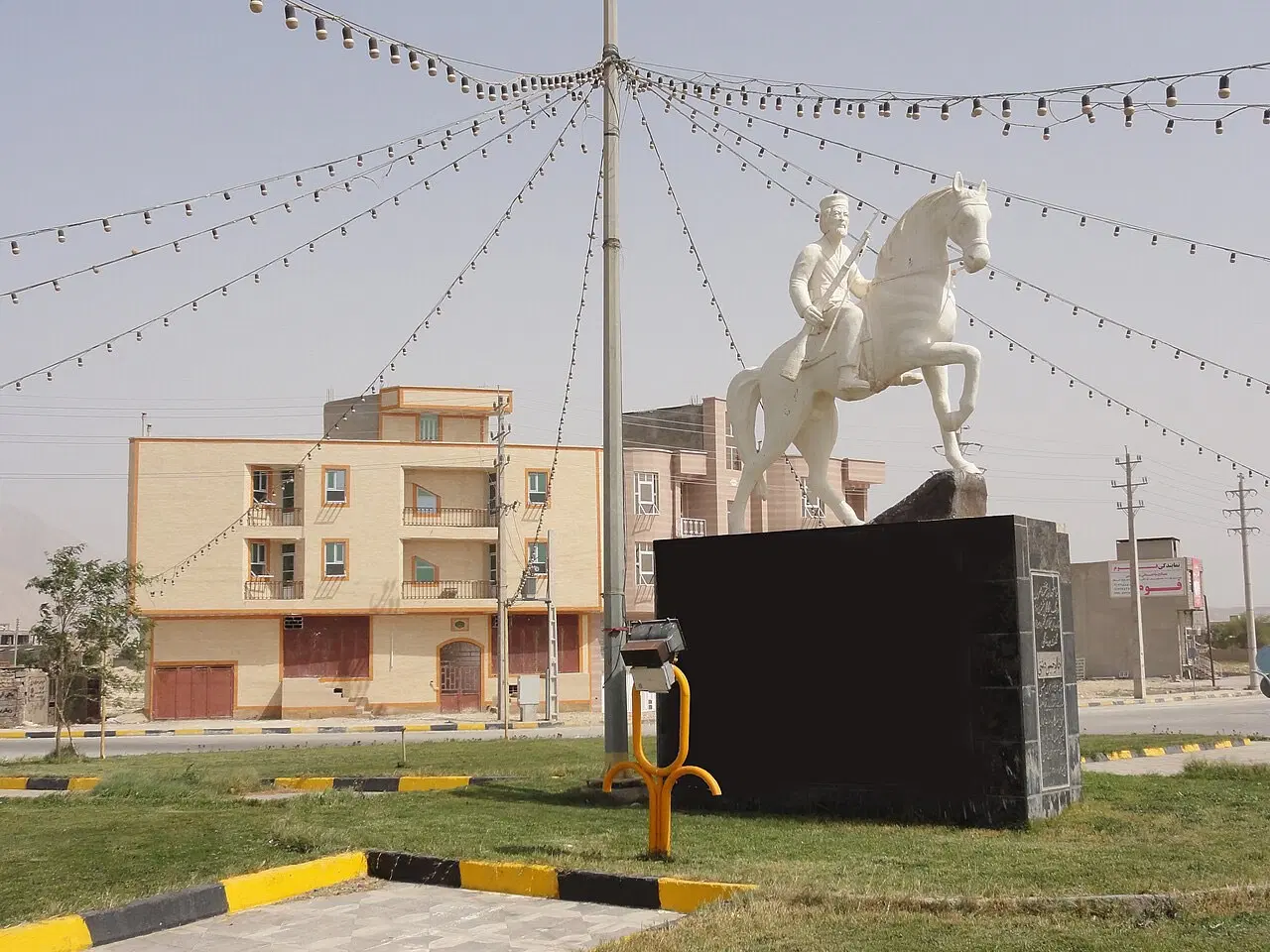زمین مسکونی