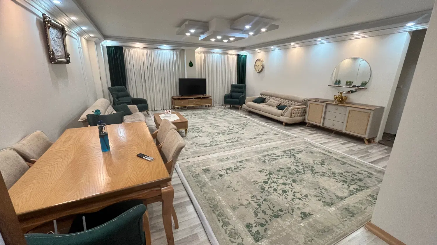 اجاره واحد ۱۱۰ متری راه جدا