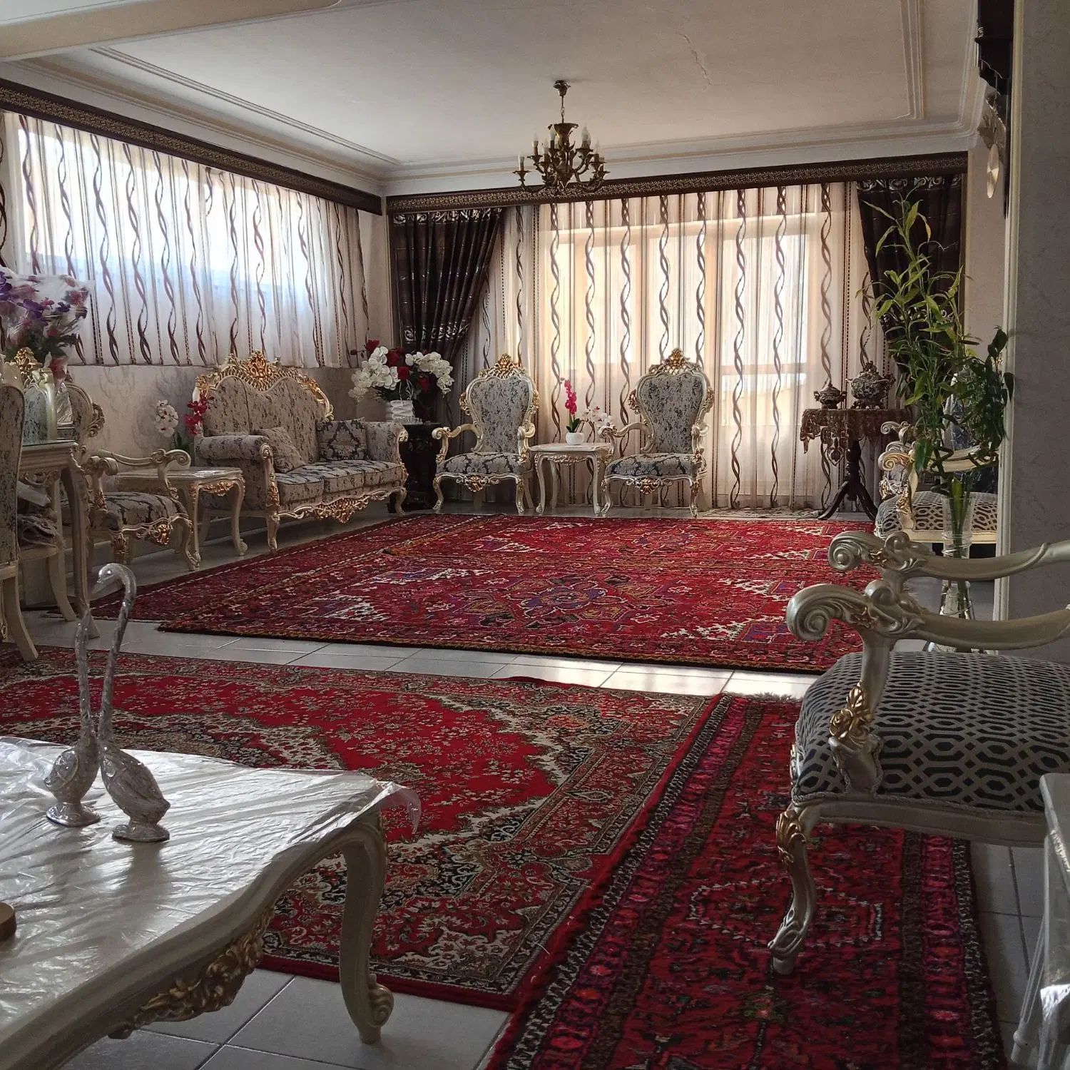 فروش آپارتمان تک واحدی در کوچه باغ