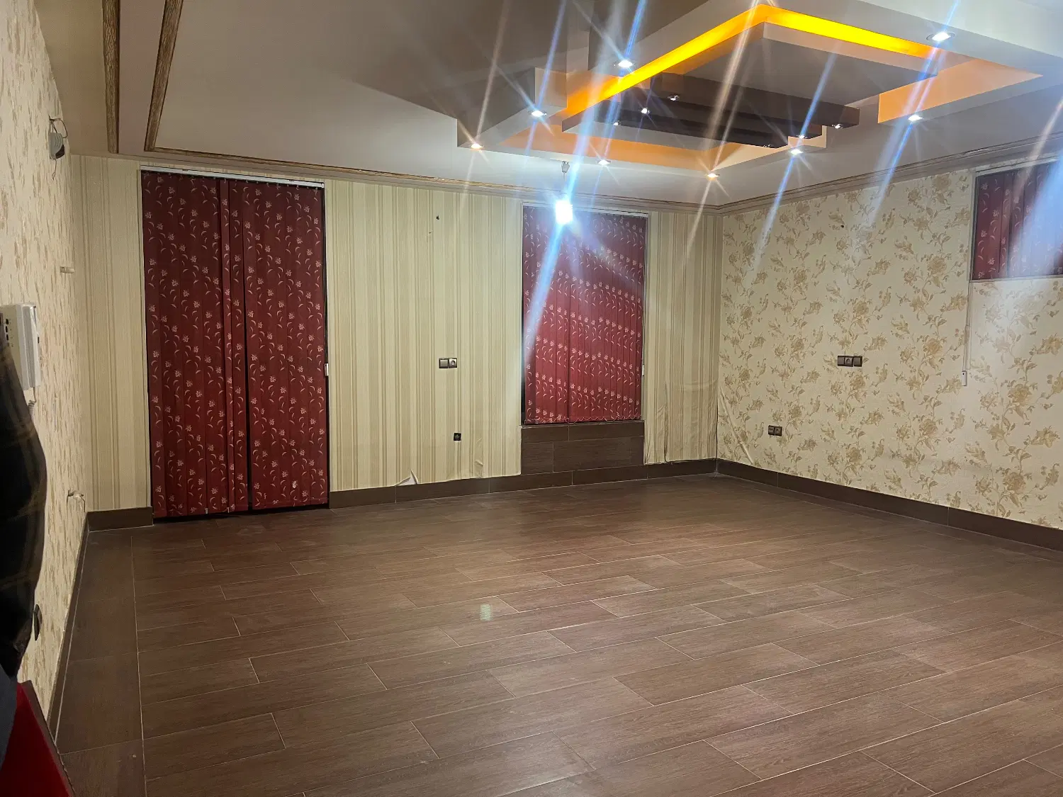 رهن طبقه دوم از منزل مسکونی دو طبقه