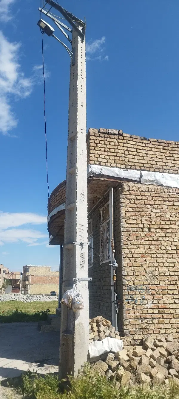 زمین در توت توخ قدیم