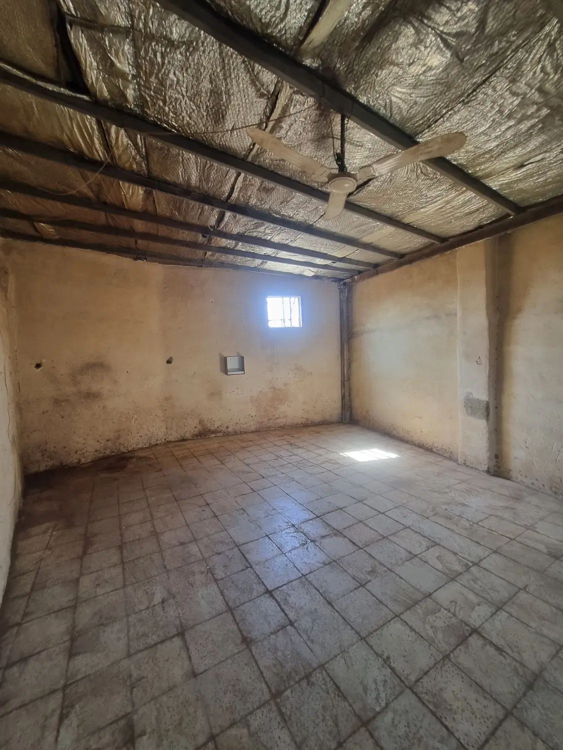 اجاره کار گاه صد متری