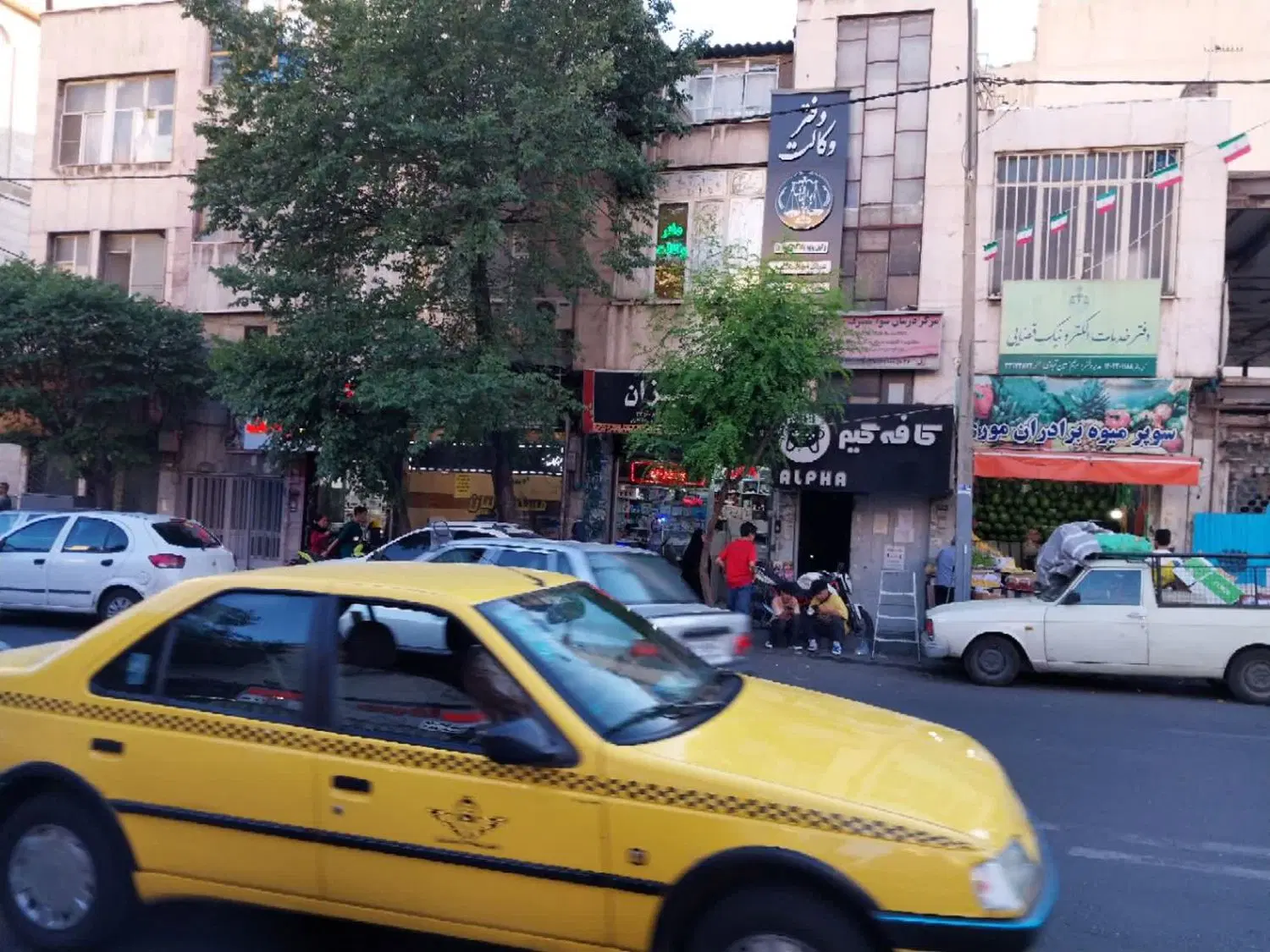 ملک کلنگی ۱۶۷ متر بر نبرد