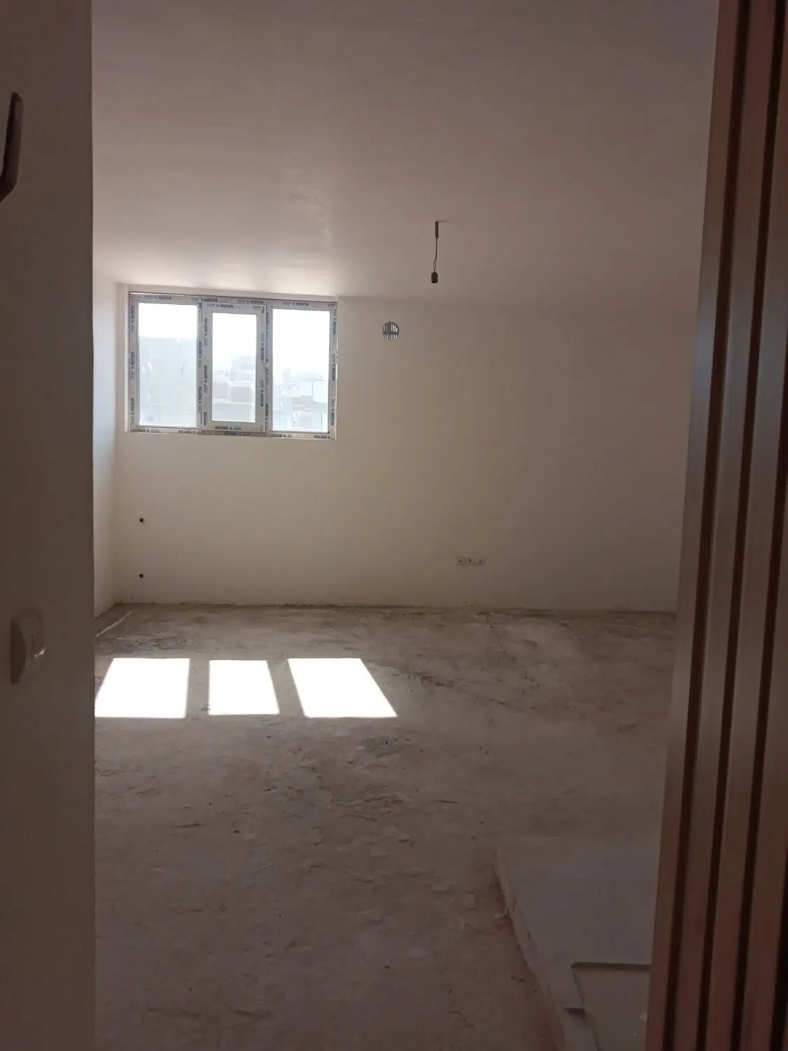 اجاره آپارتمان ۶۷ متری شمس تبریزی پشت قنادی تصاج