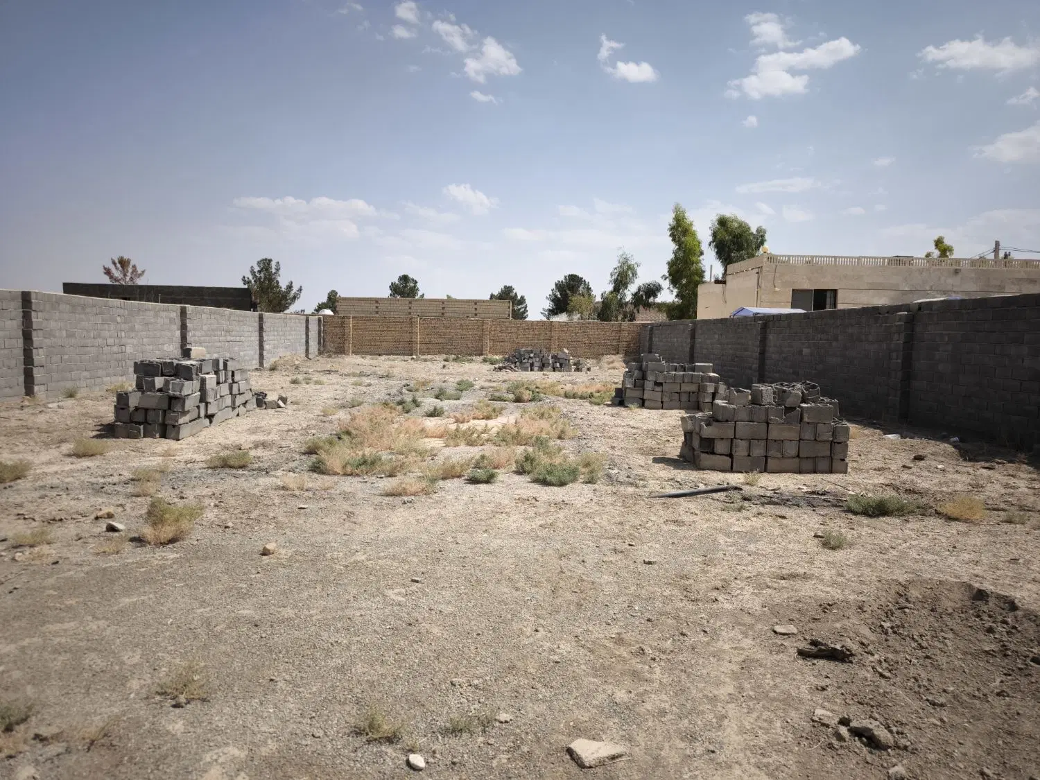 زمین ویلایی 800 متری