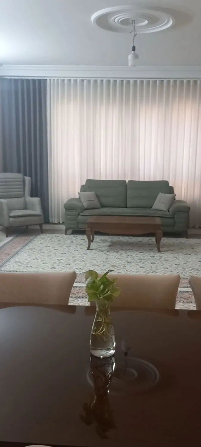رهن آپارتمان ۹۰ متری نزدیک مترو