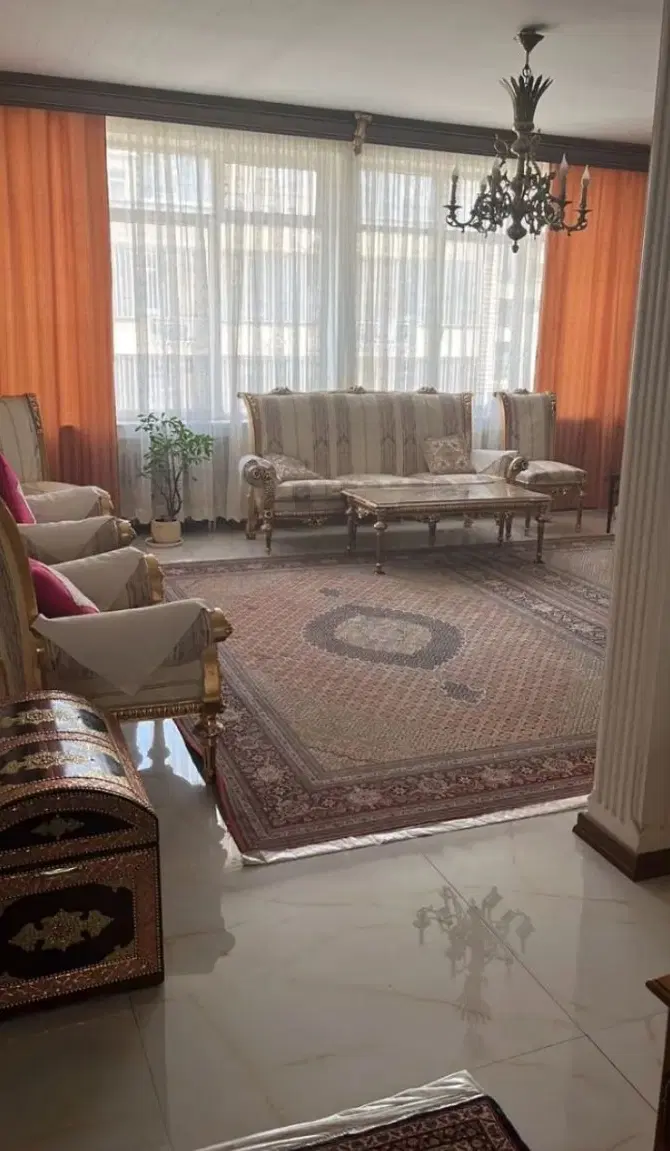 ۲۲۰ متر ، ۳ خواب ، تک واحدی ، بازسازی ، ۲۰ پله