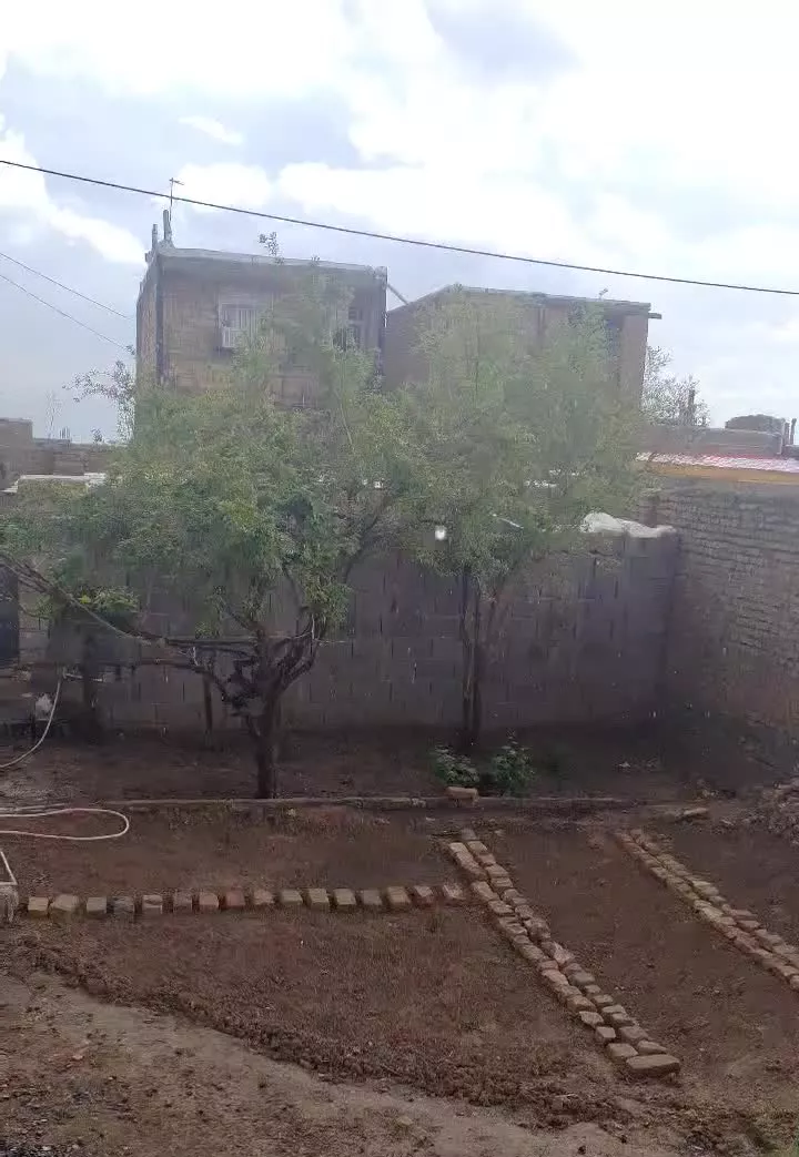 حیاط دربست اجاره ای