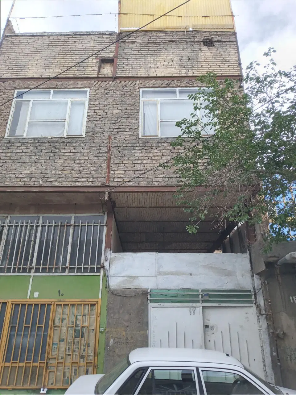 رهن کامل آپارتمان با پارکینگ ۱۸۰ تومن توس۶۱