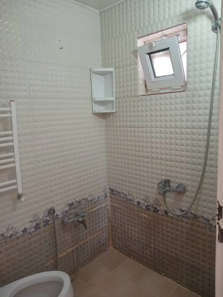 آپارتمان ۸۵ متری در آزادی