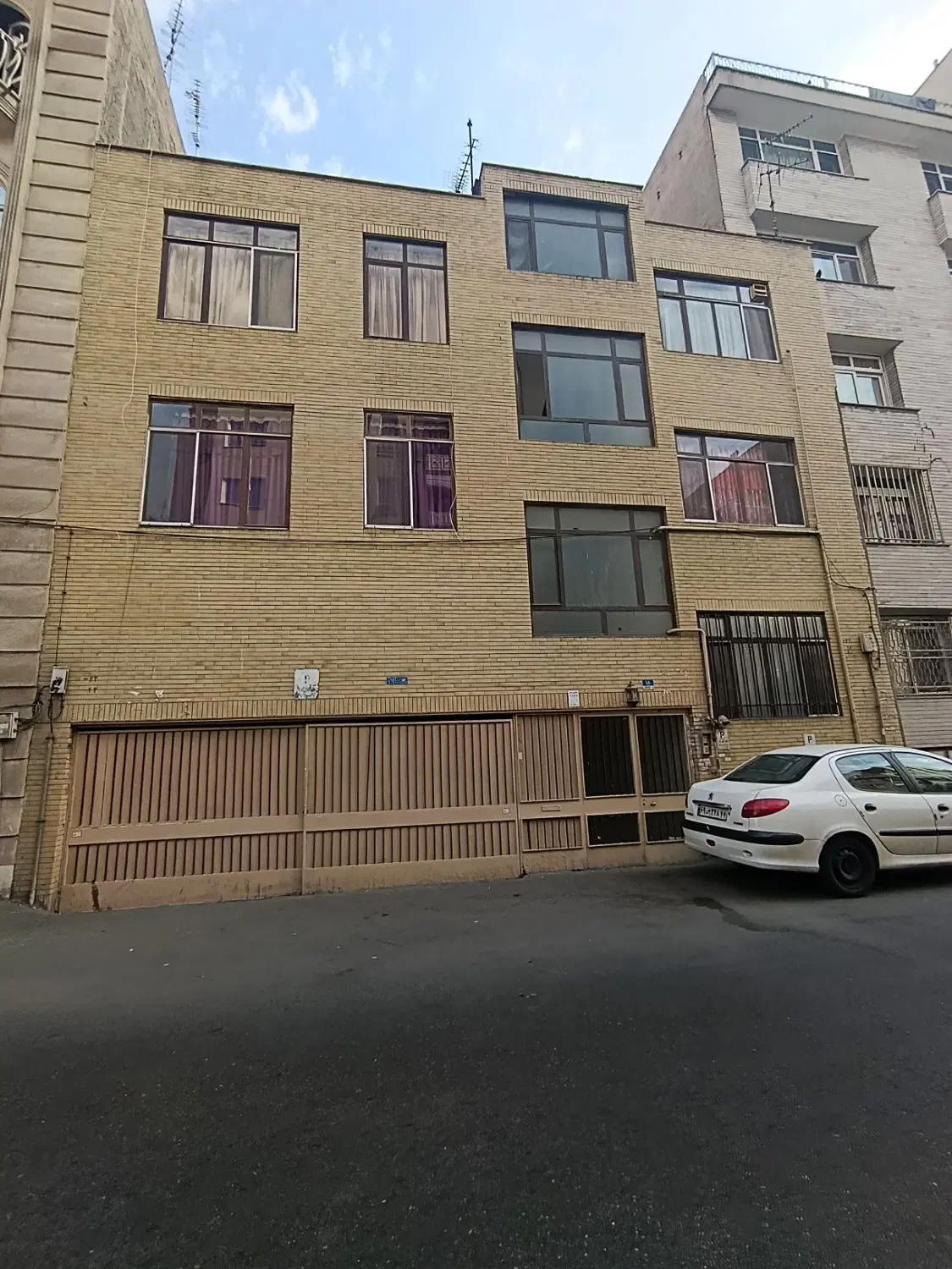 120 متر بر 10 جنوبی