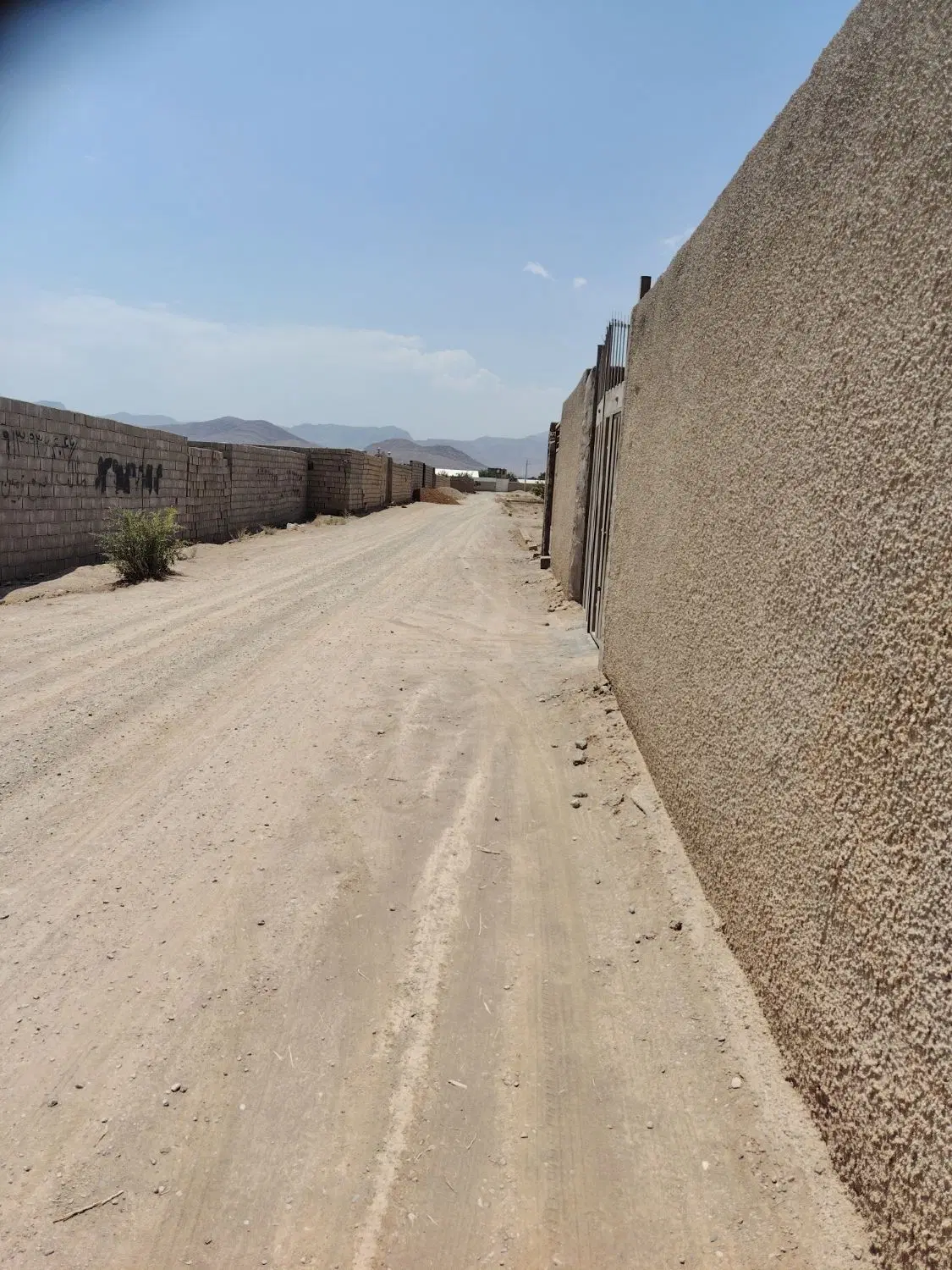زمین دویست متری باغی
