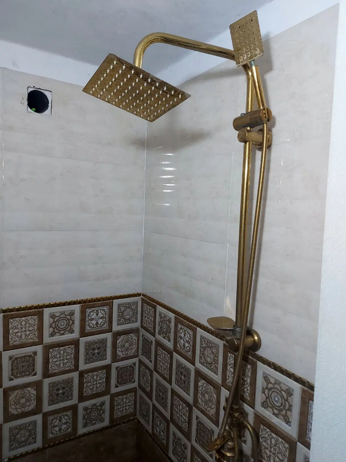 ۵۰متری زرافشان