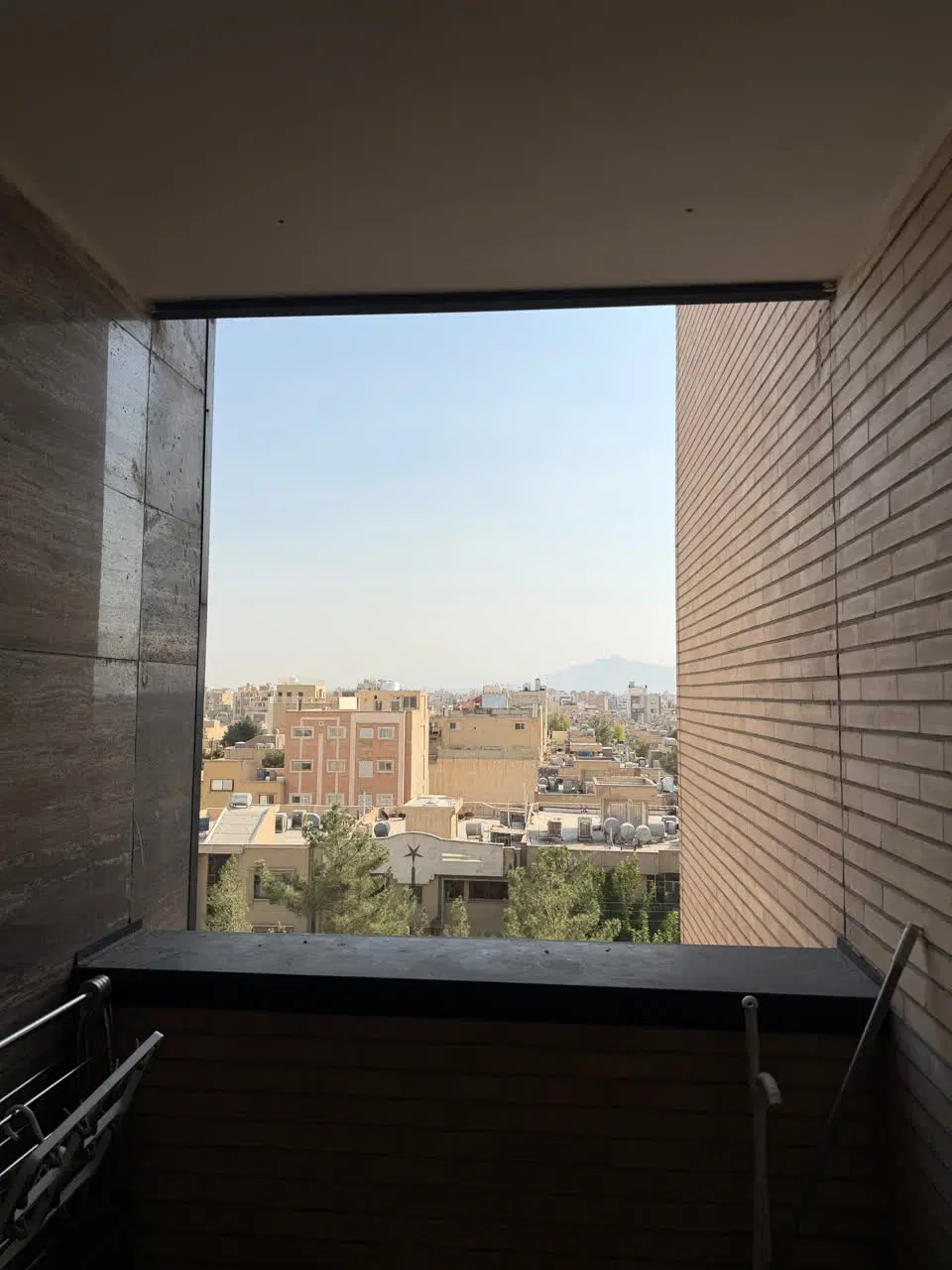 آپارتمان ۱۱۰ متری جنوبی ویوباز طبقه ۵