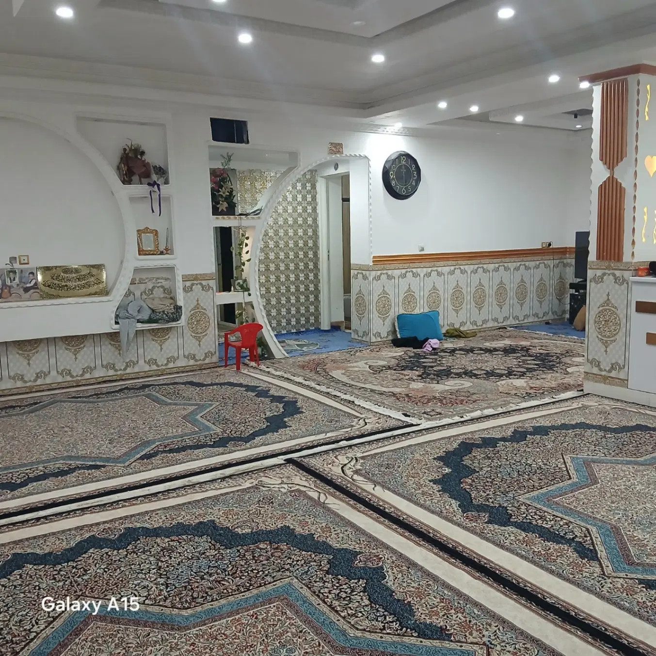 فروش خانه مسکونی شرف آباد نیک پی