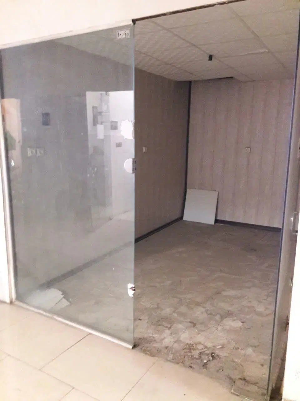 مغازه ۱۲ متری