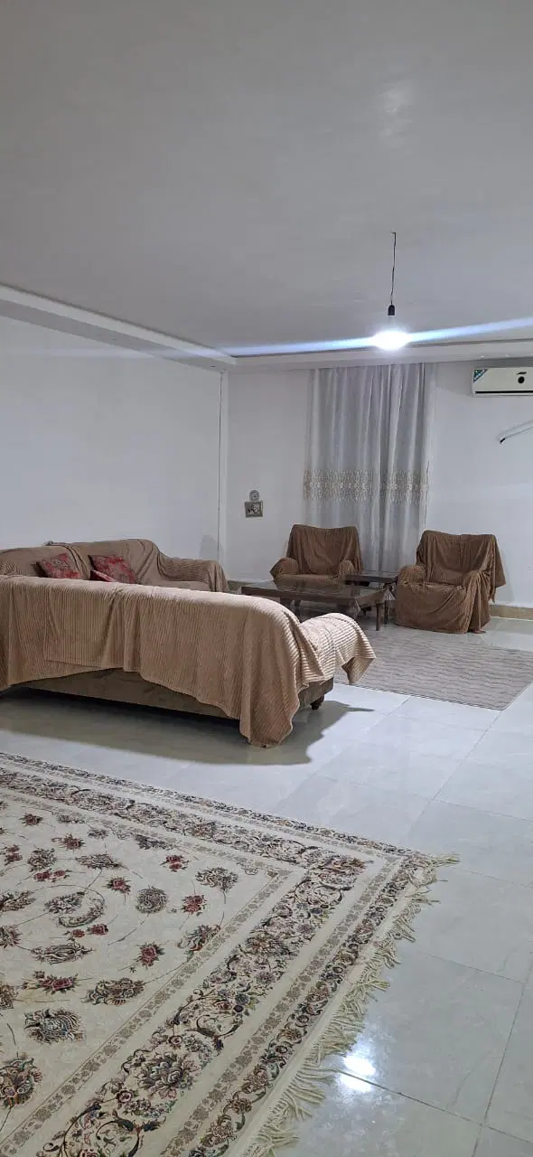 واحد طبقه اول کارمندان
