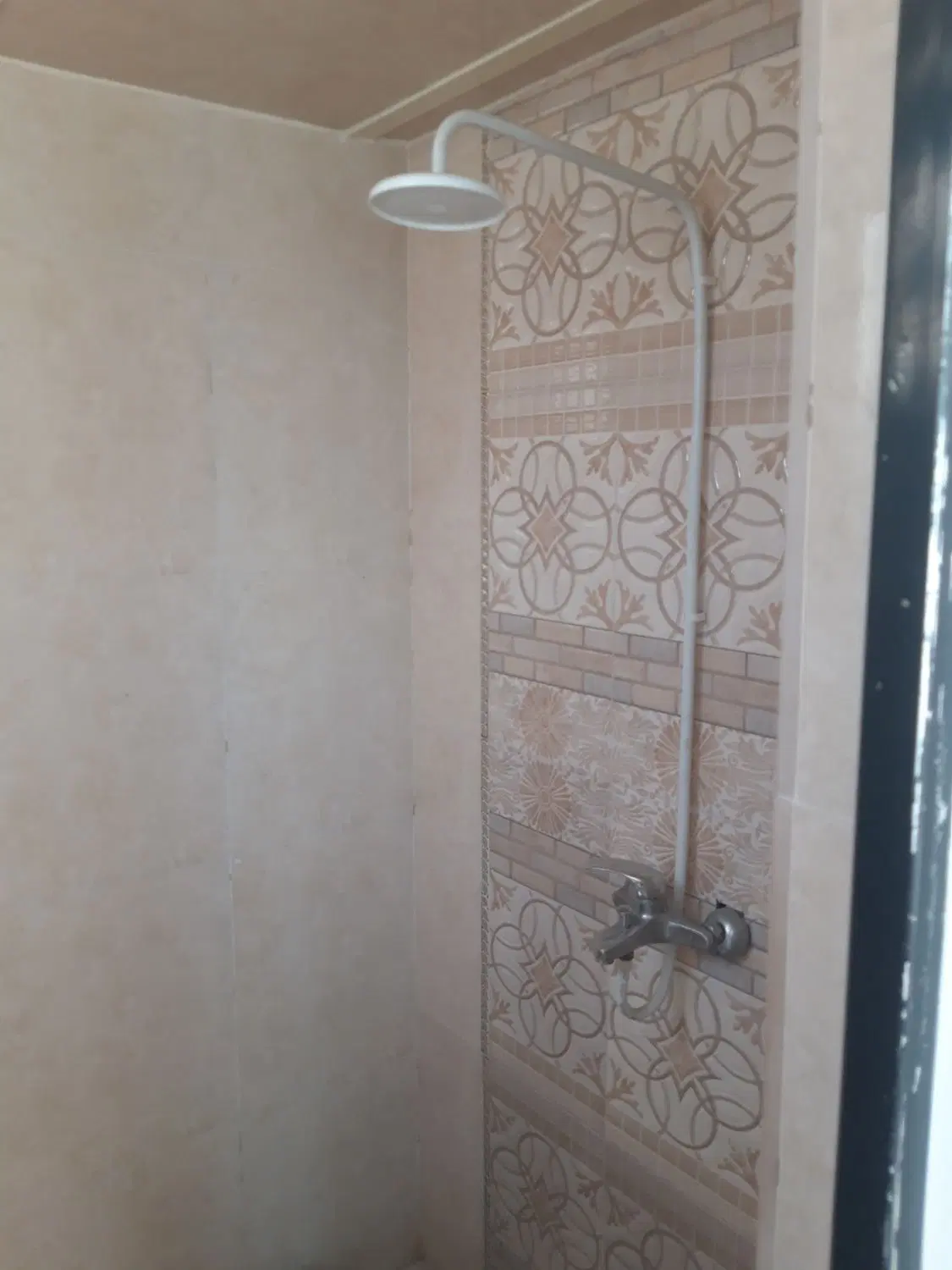 آپارتمان72 متری دو نبش