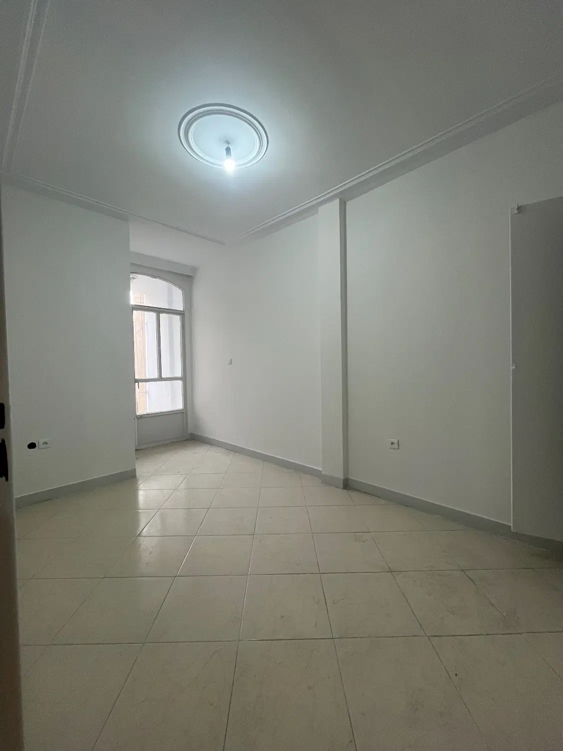 ۶۵ متر تراورتن _ تک واحدی _ فول امکانات