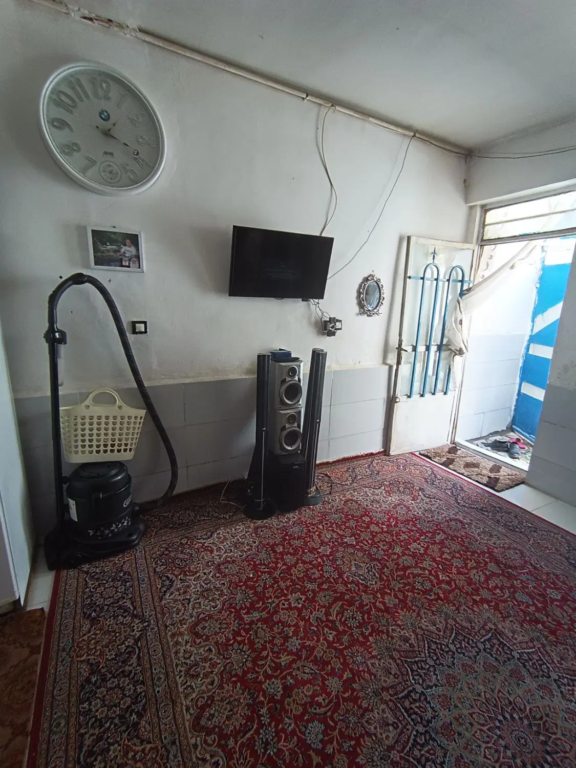 منزل ویلایی داخل کوچه یک متری طبرسی شمالی۲۸