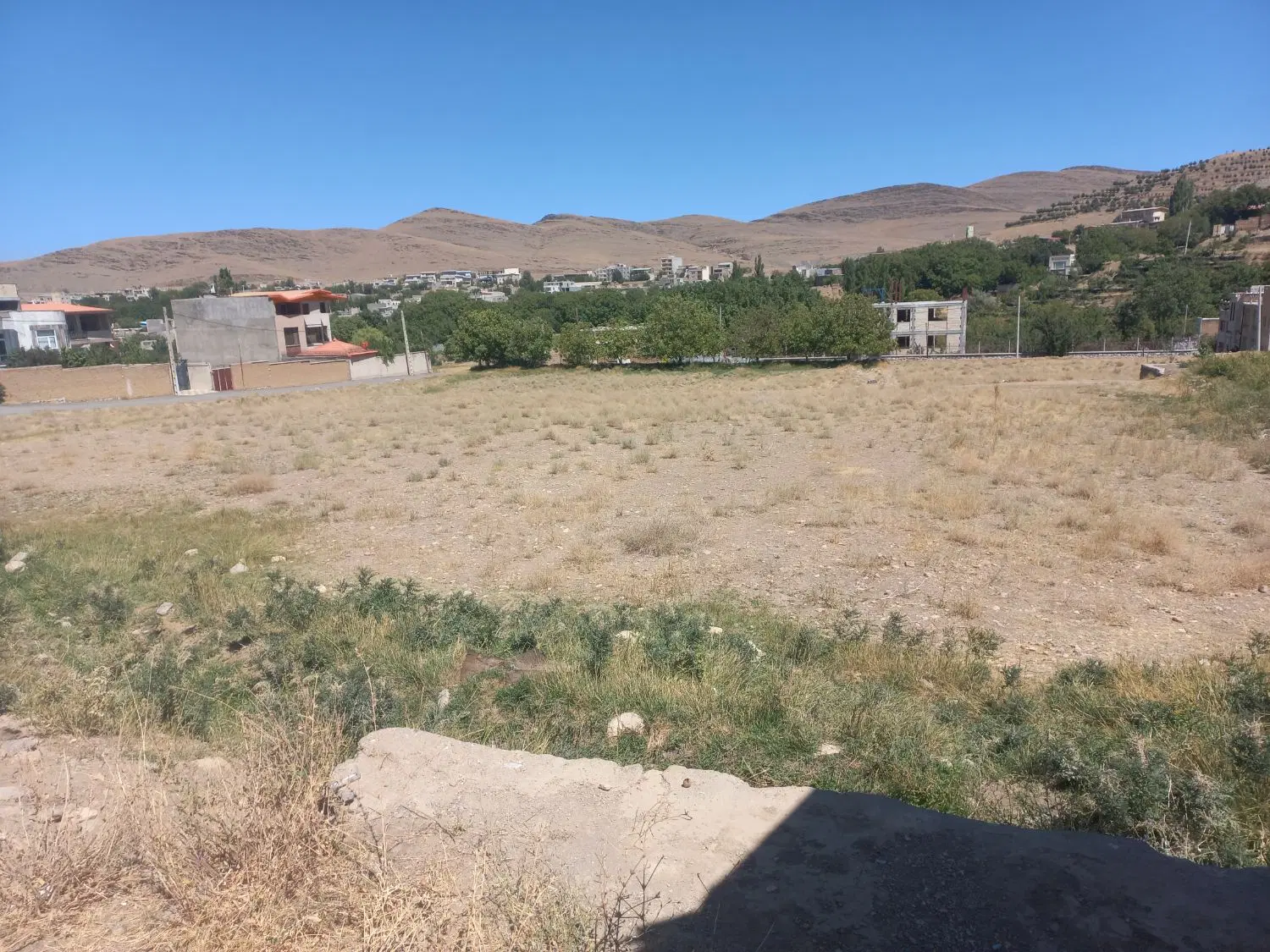 زمین زراعی نزدیک بافت