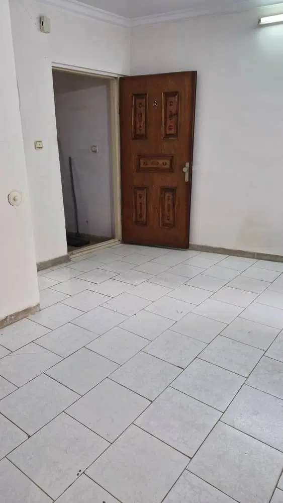 اپارتمان ۳۹ متر طبقه چهارم