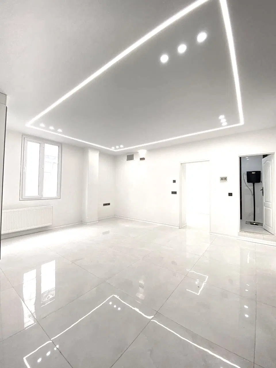 آپارتمان ۵۲ متری_غرق نور_کم واحد_سندتکبرگ