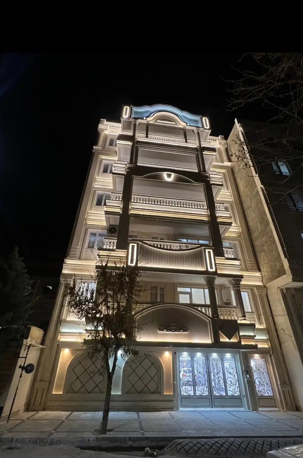 فروش واحد ۱۱۵ متری نوساز