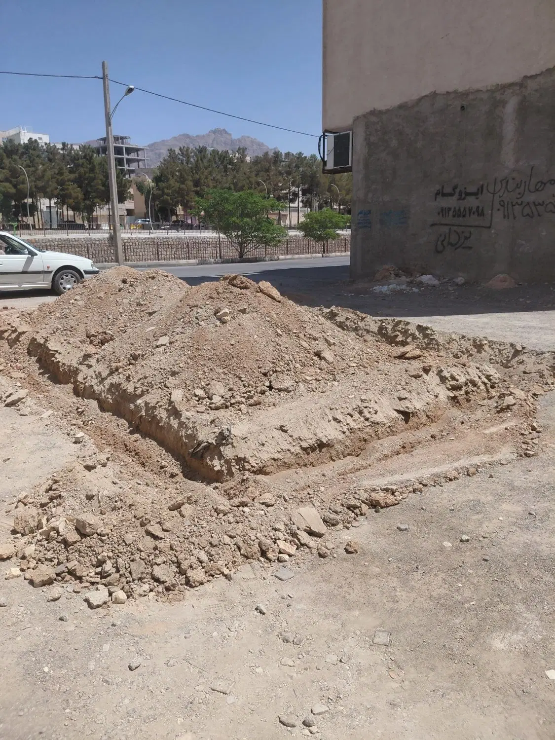 زمین تجاری ۴۰ متری