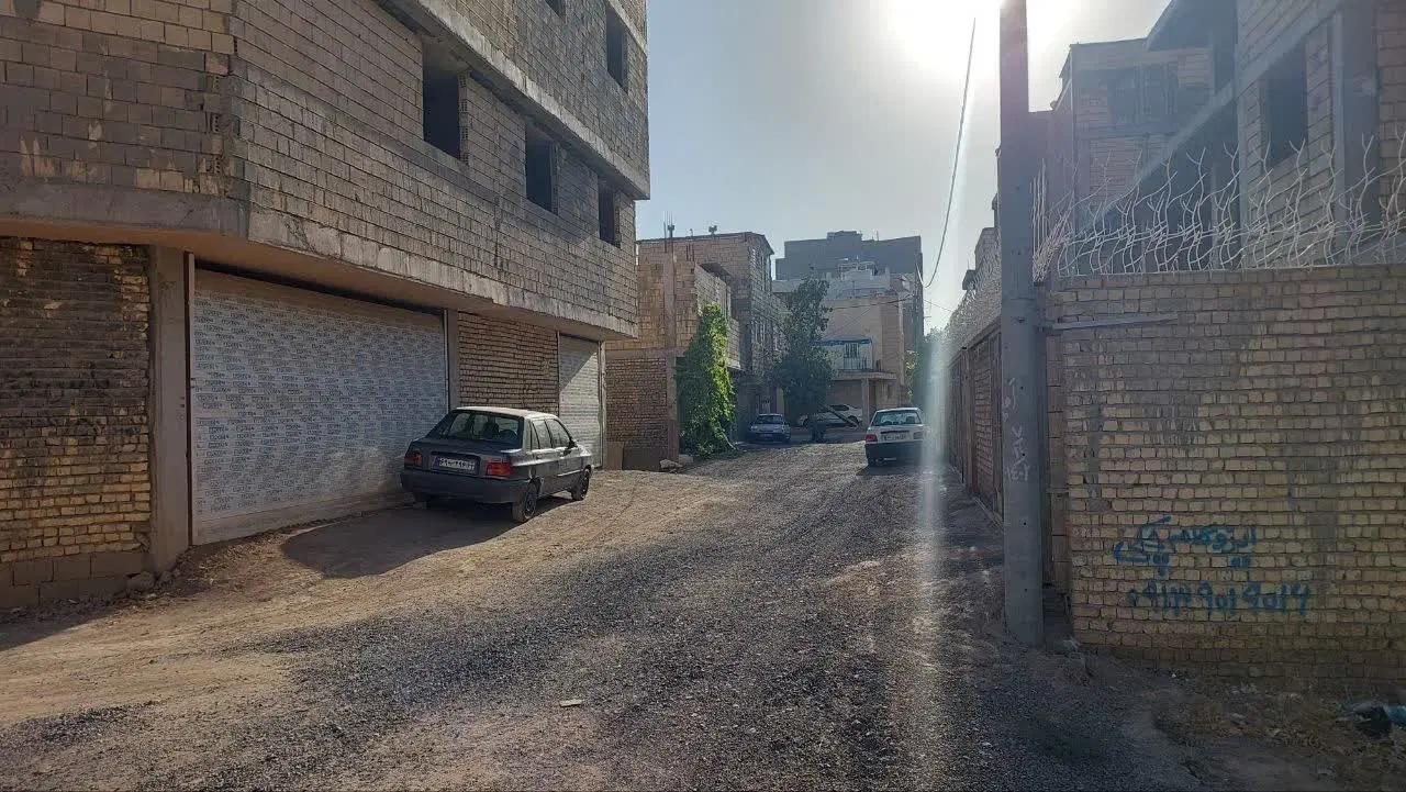 ۱۲۰ متر زمین نبوی منش
