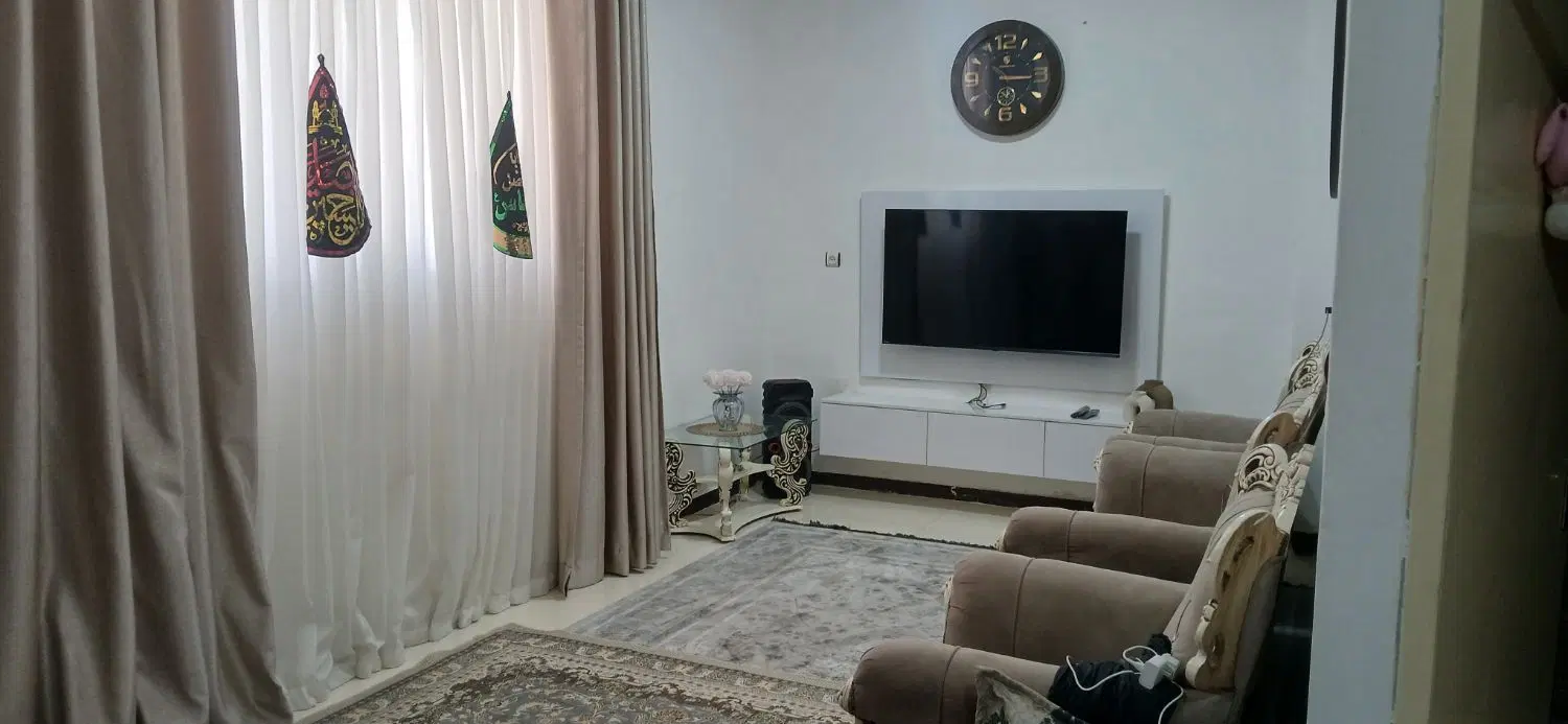 اپارتمان ۶۵متری سند دار