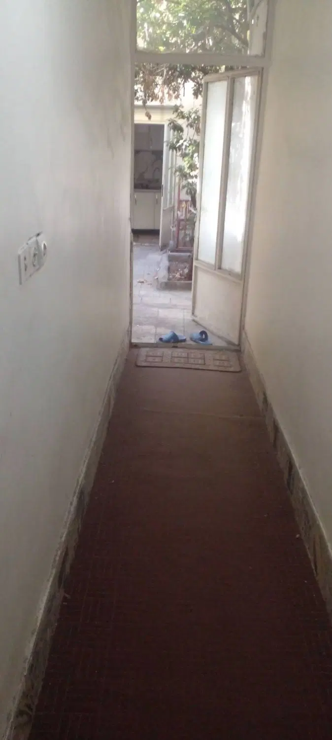 قلهک خ عمرانی خانه کلنگی