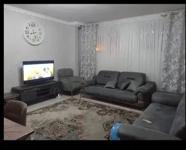واحد شیک و نقلی