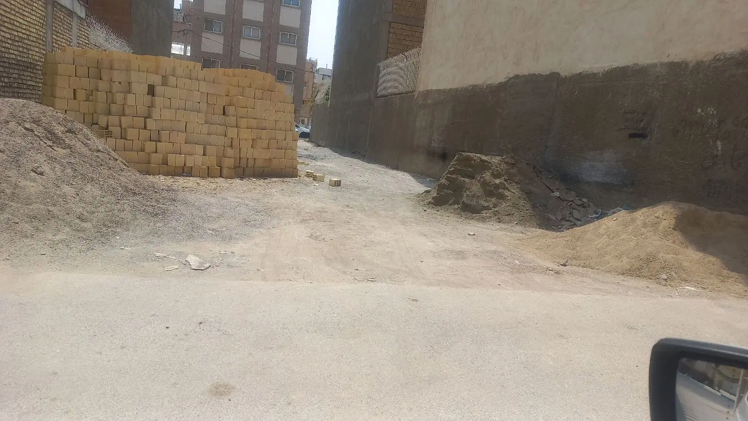 زمین مسکونی