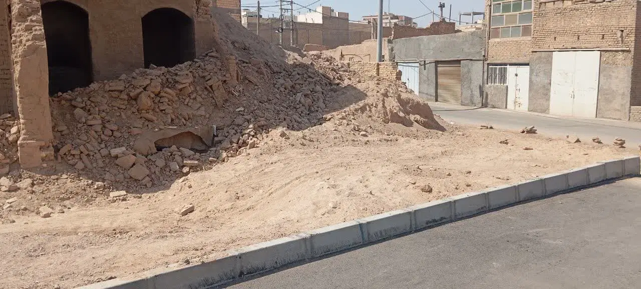 زمین کوچه بیوک 2نبش