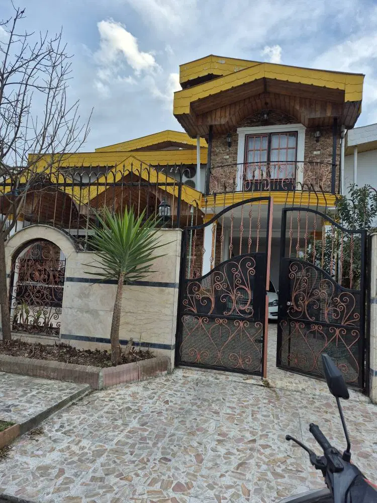 اجاره سالیانه ویلا دربست داخل شهرک