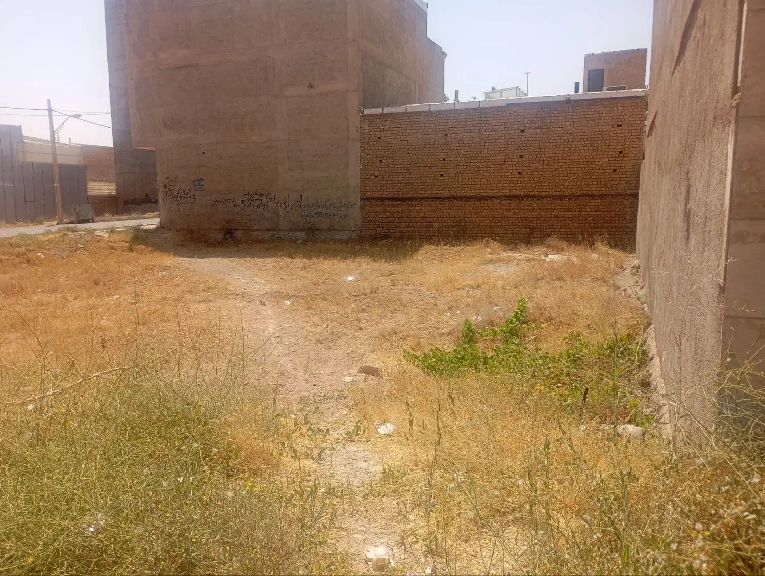 زمین 200 متری مسکونی