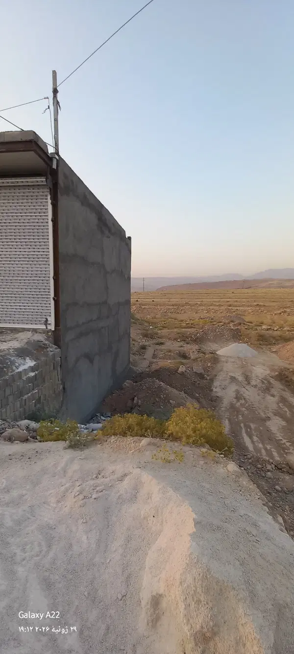 زمین مشاغل خیابان ۱۰۸