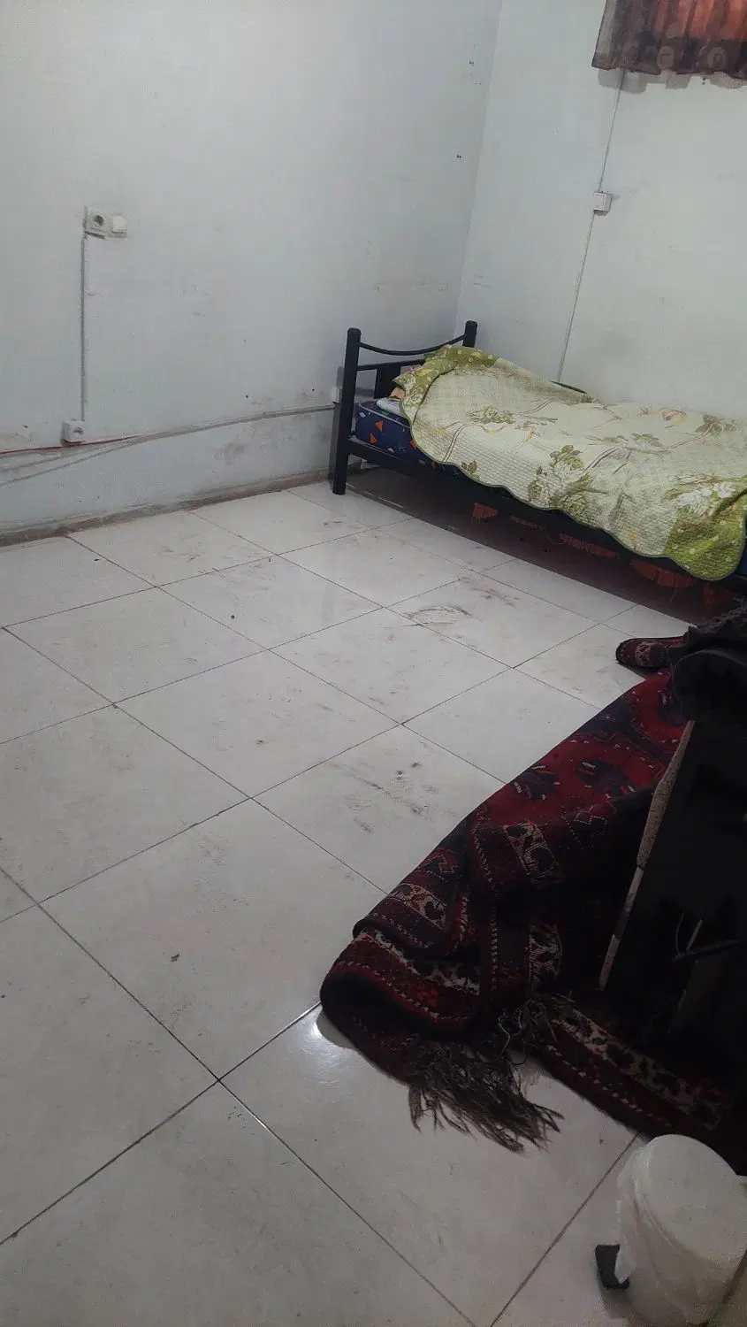 اتاق ۱۲ متری جهت اجاره انبار یا مغازه