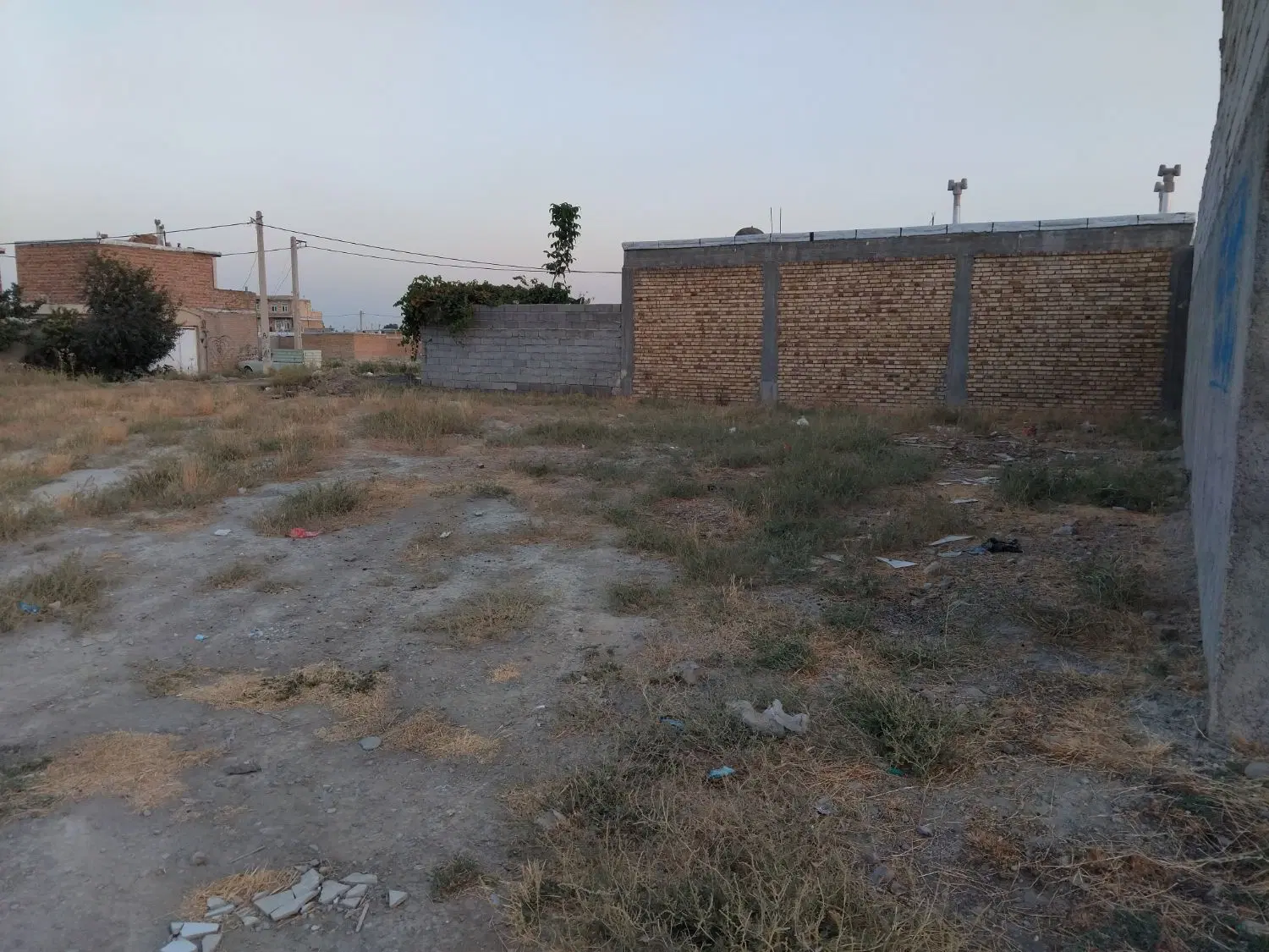زمین مسکونی تجاری