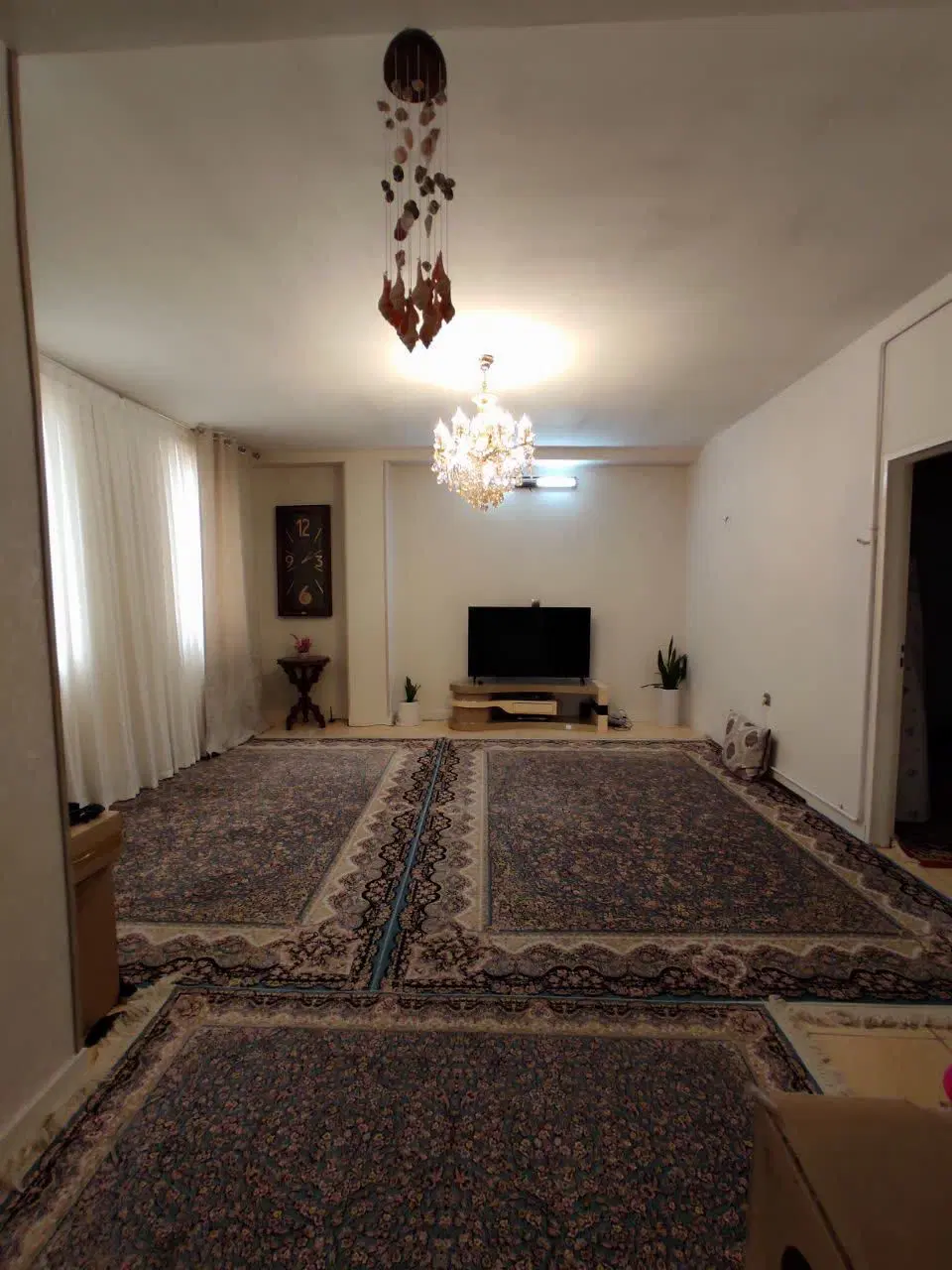 آپارتمان ۸۰متری روبه نما به خیابان ولیعصر خرمدشت